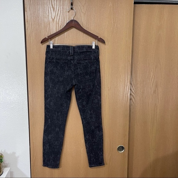 Vince Dylan Ankle Skinny Jeans Stretch Black Floral Women’s Size 26 - Picture 3 of 6